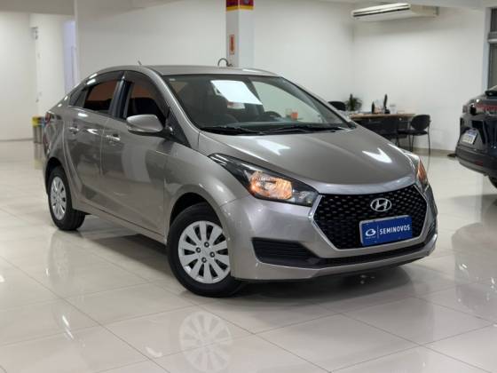 HYUNDAI HB20S 1.0 COMFORT PLUS 12V FLEX 4P MANUAL